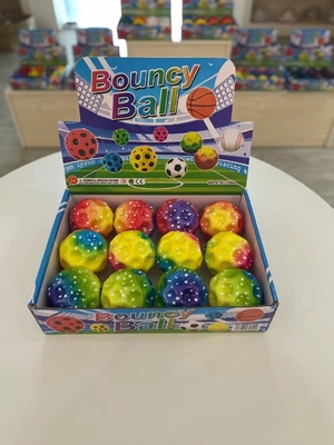 Kinderlieblings-Hochwiderstands-Mond-Form poröser Sprungball mit ergonomischem Design