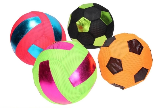 FM-F-002 5 Volleyballball Spielen mit mehreren Platten