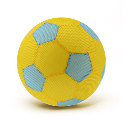 Farbenfrohe weiche Stoff-Spielball für Kinder Mesh Stoff Fußball OEM ODM