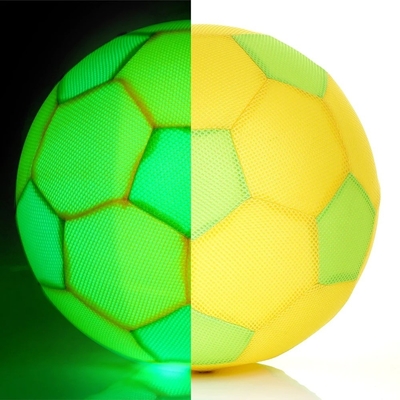 BM-B-006 0 bis 24 Monate Altersbereich Weiches Neues Mesh LED Fußball